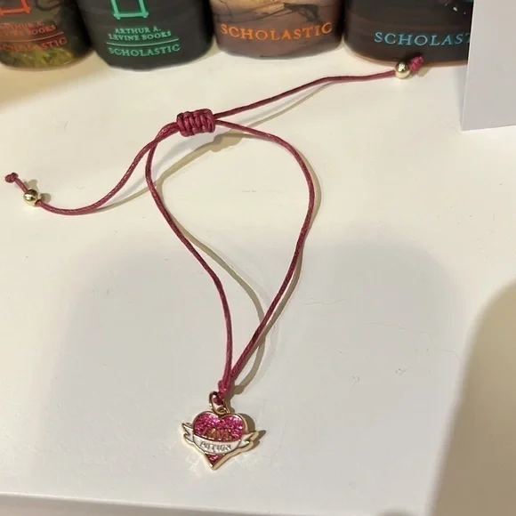 NWOT Harry Potter Love Potion Earrings and Bracelet - Picture 6 of 10